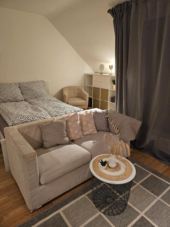 Modern Studio Near Düsseldorf Airport & Messe/fair Apartment *